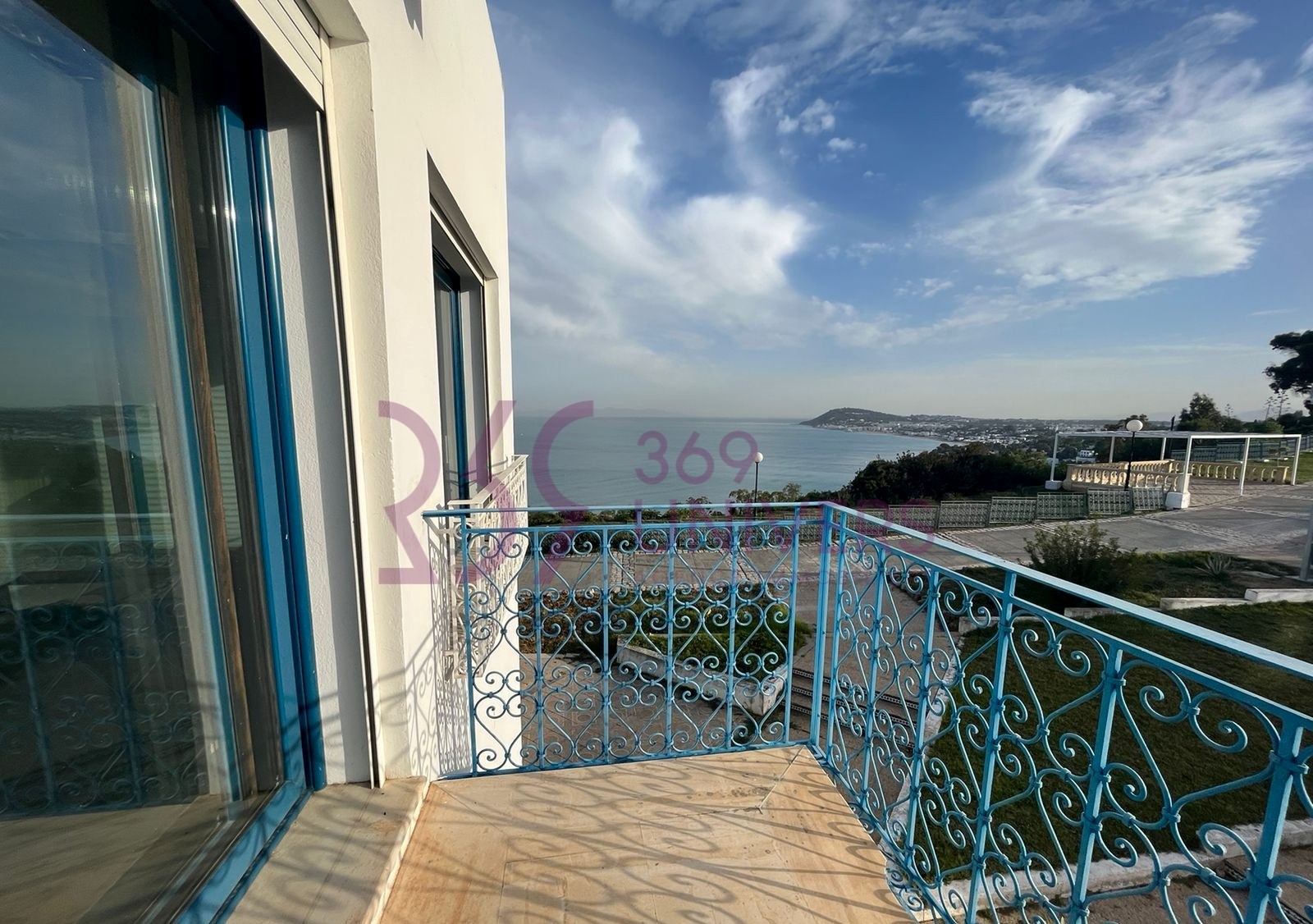 Appartement avec vue sur mer à gammarth ref ra046