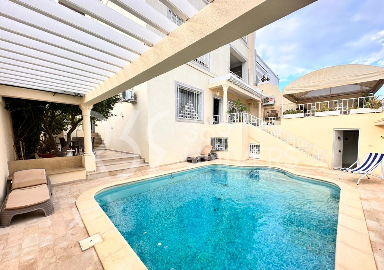 Rez de chaussee avec piscine à la marsa ref ra095