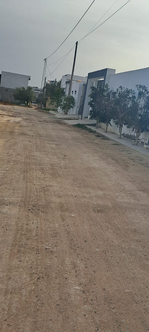 Un lot de terrain dans une zone villa