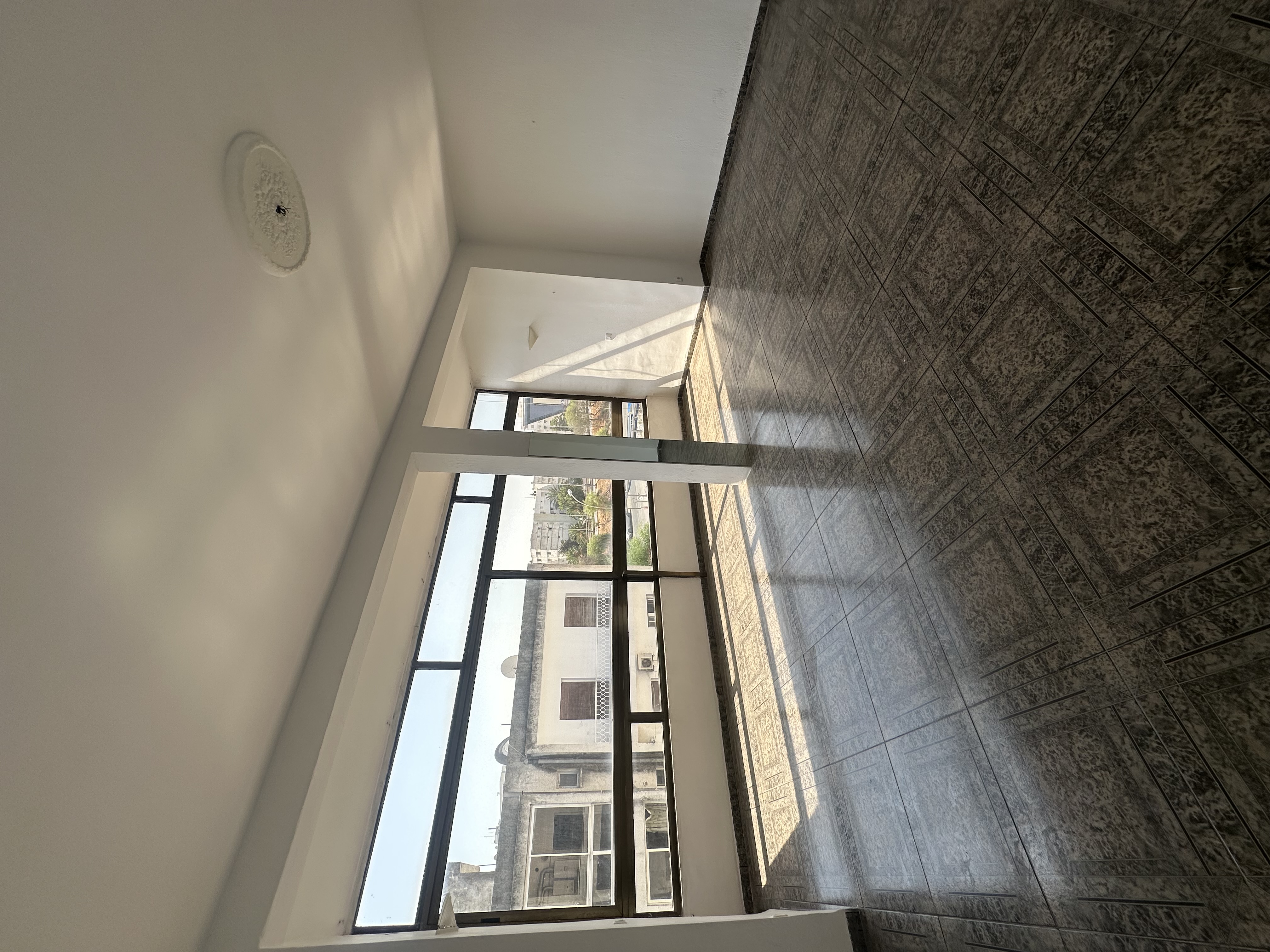 Un appartement s3 à manar 2