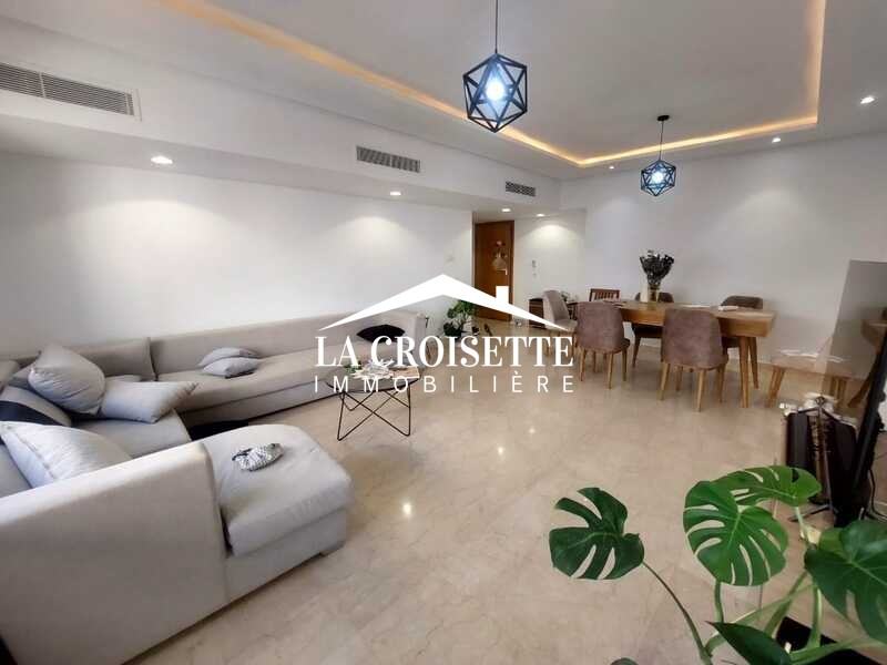 Appartement s3 vue sur mer à la marsa mal0361