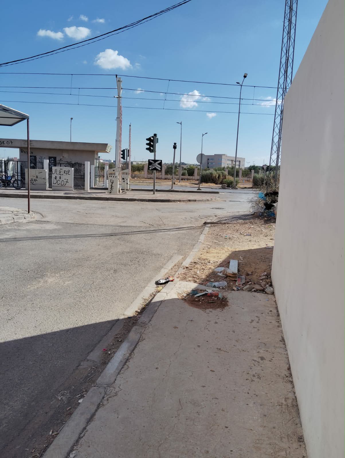 Deux locaux commerciaux