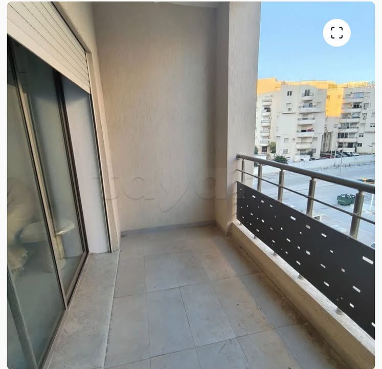 Appartement jamais habitée cité wahat s2