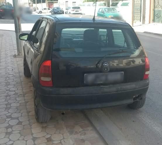 Opel corsa essence 1998