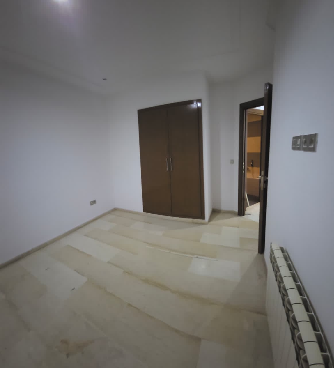 Apprt splus 1 avec un grand terasse à soukra
