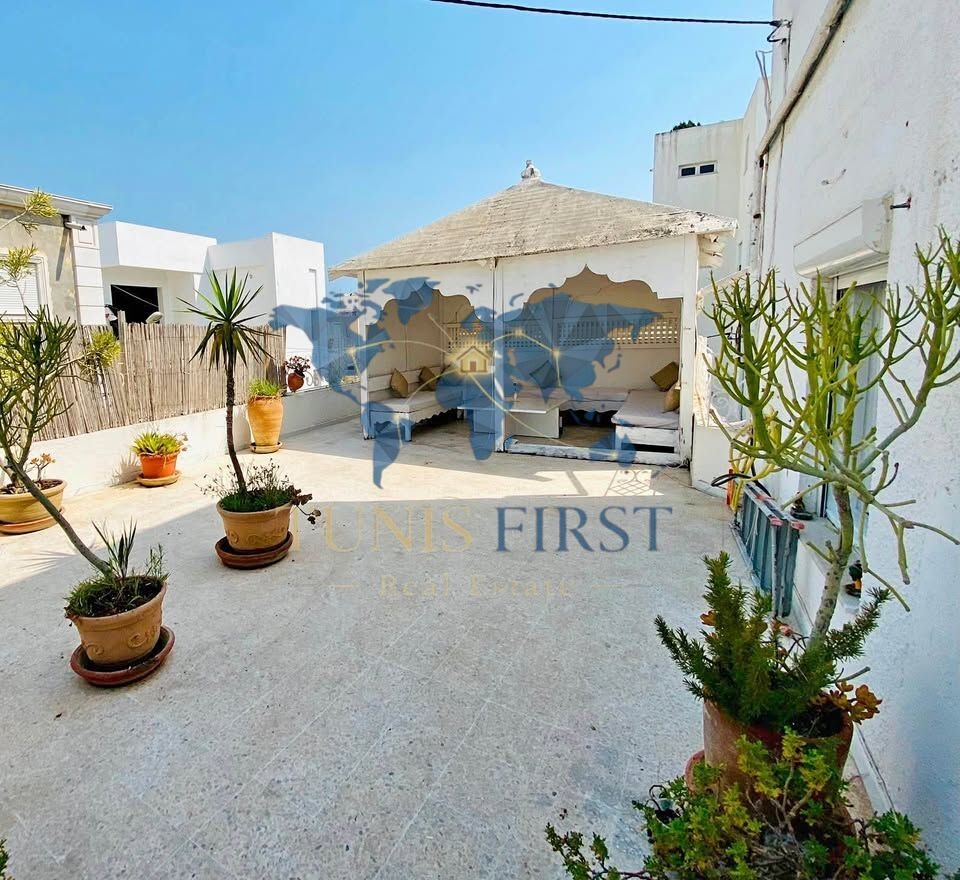 Etage villa s3 meublé à la marsa