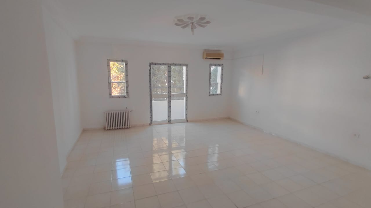 Appart duplex s4 a el manar 2 wb4375