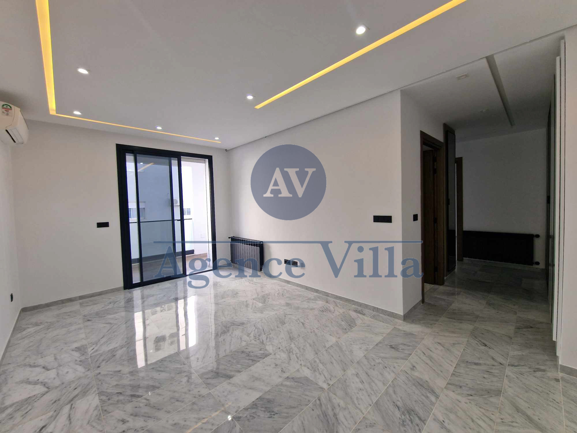 Appartement s2 avec balcon à ain zaghouan