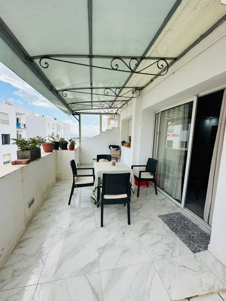 Magnifique s3 a menzah 7 bis avec terrasse