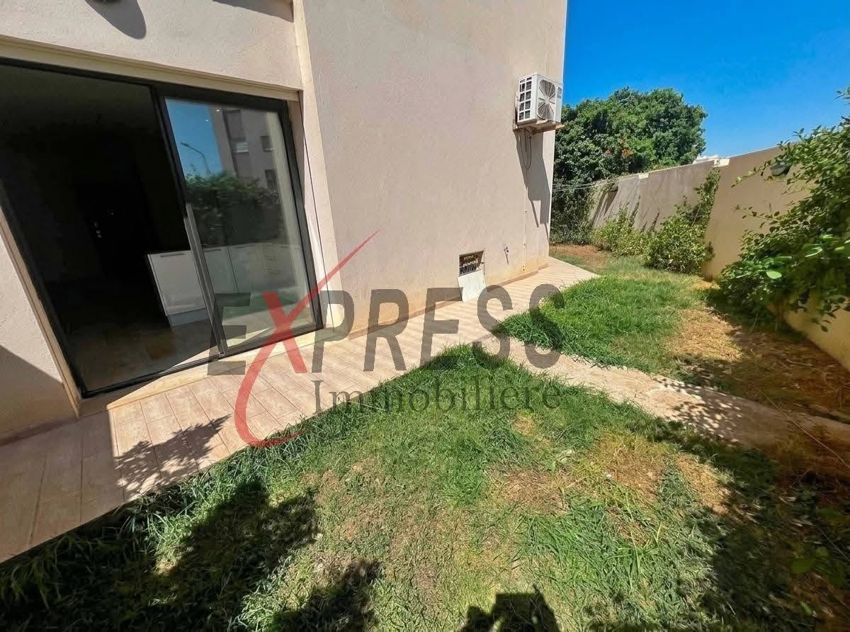 Un appartement s2 avec jardin privatif