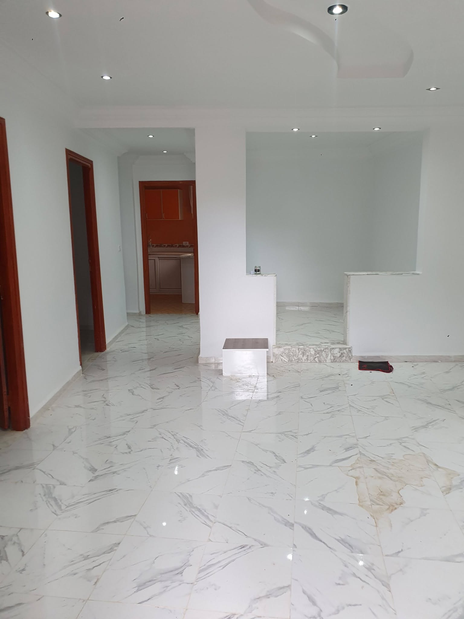 Charment appartement s2 vide