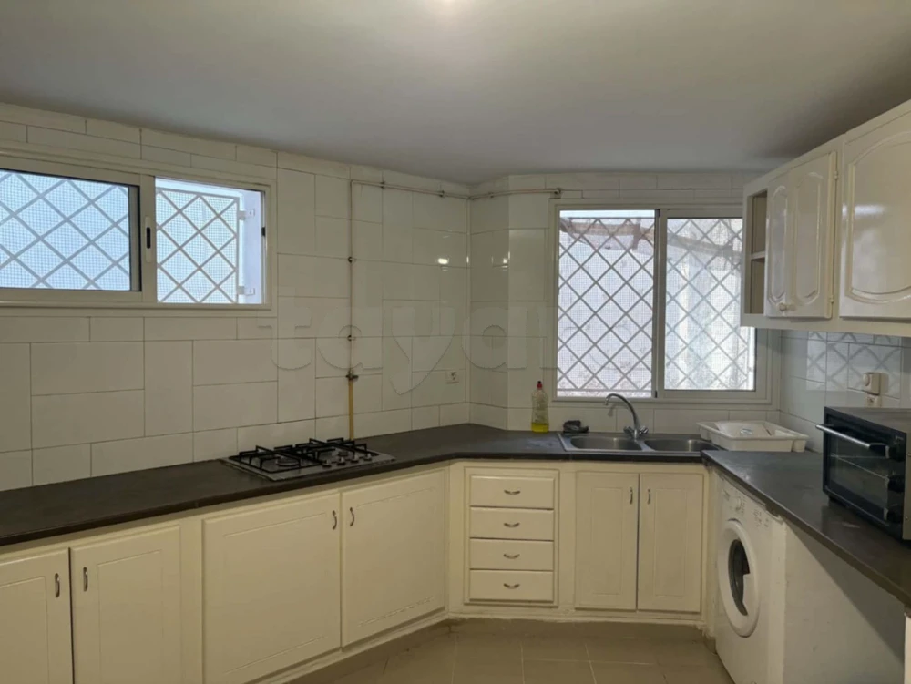 Rez de chaussée de villa meublé s3 à menzah 9b