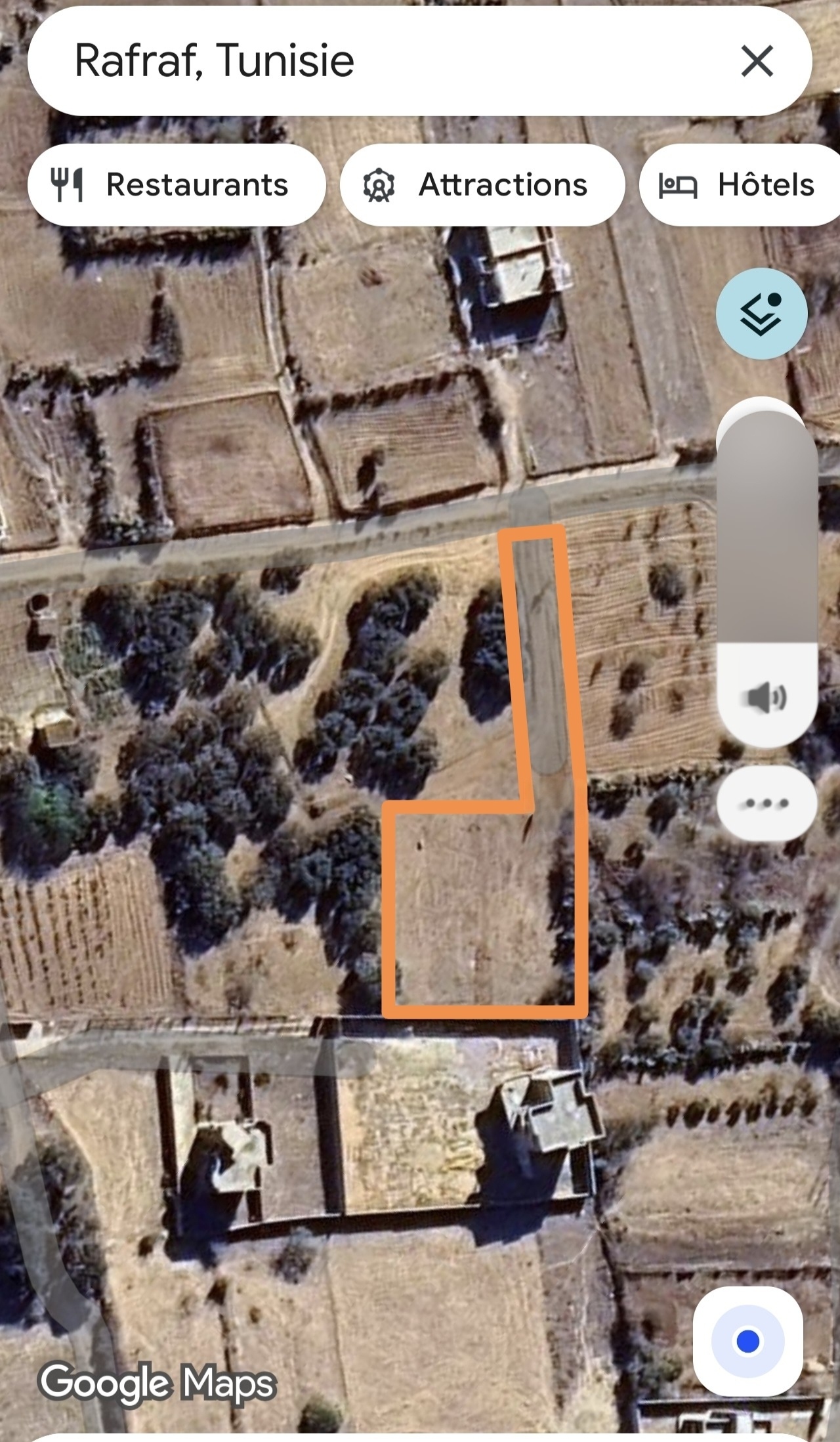 Terrain de 1300 m2 a rafraf plage
