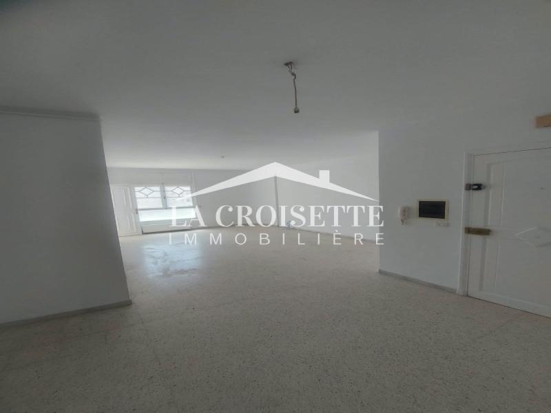 Appartement s4 à ain zaghouan nord mal2390