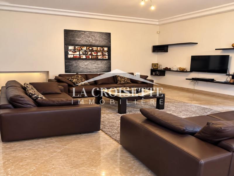 Triplex s5 avec jardin à la marsa mtrl0118