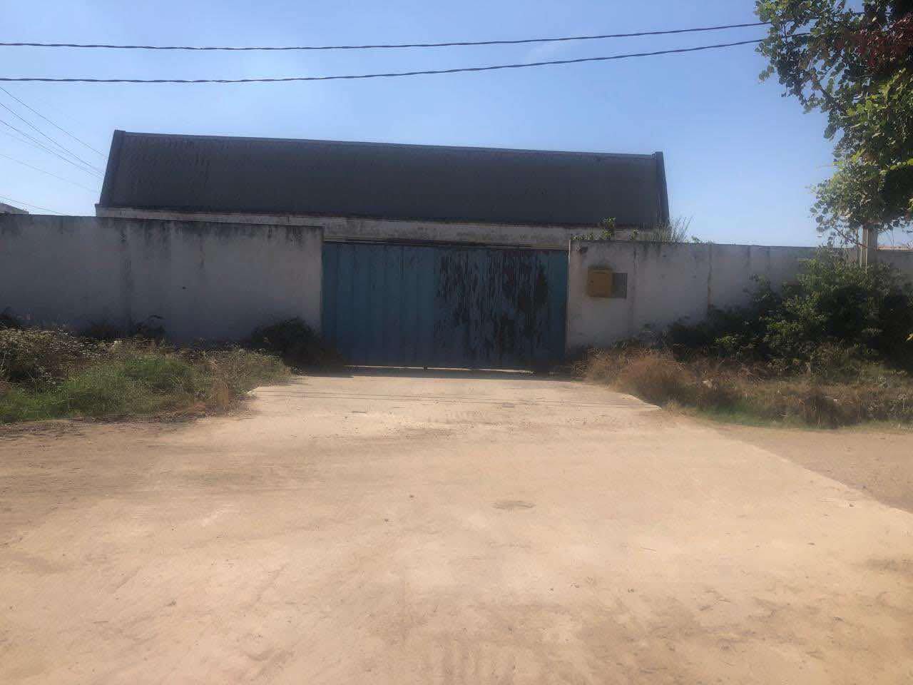 Dépôt industriel à menzel bourguiba
