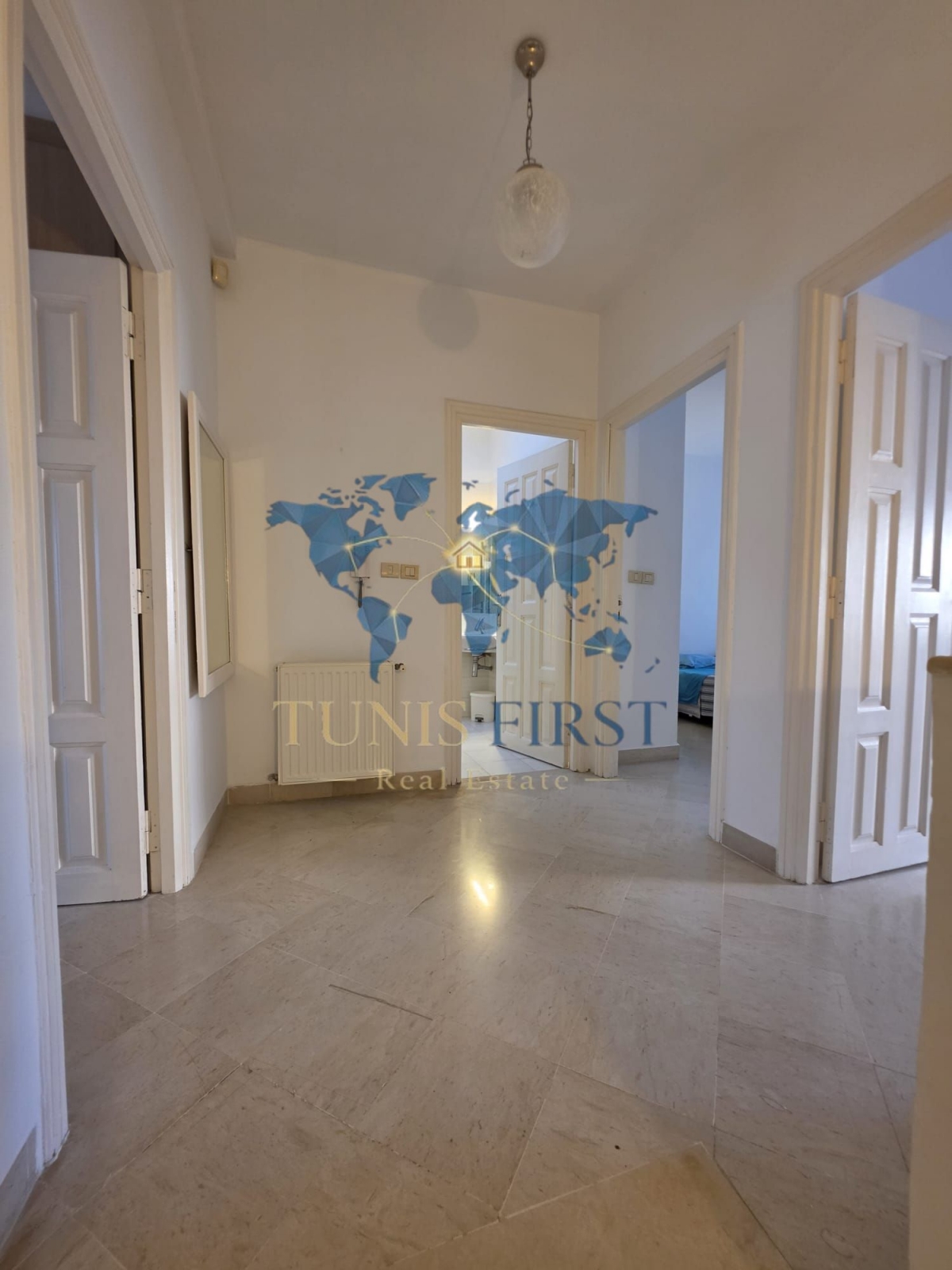 Duplex vide à la marsa