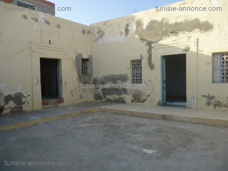Maison kalaa sghira 200 mtr