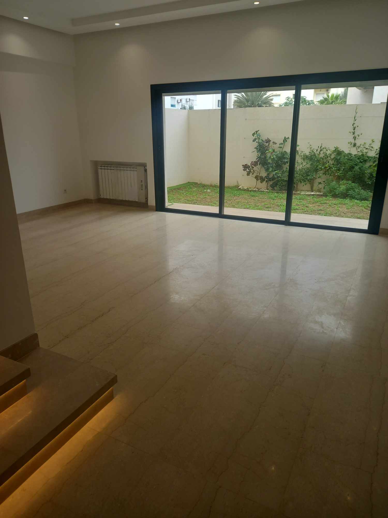 Luxueux duplex s4 aux jardins de carthage refa2