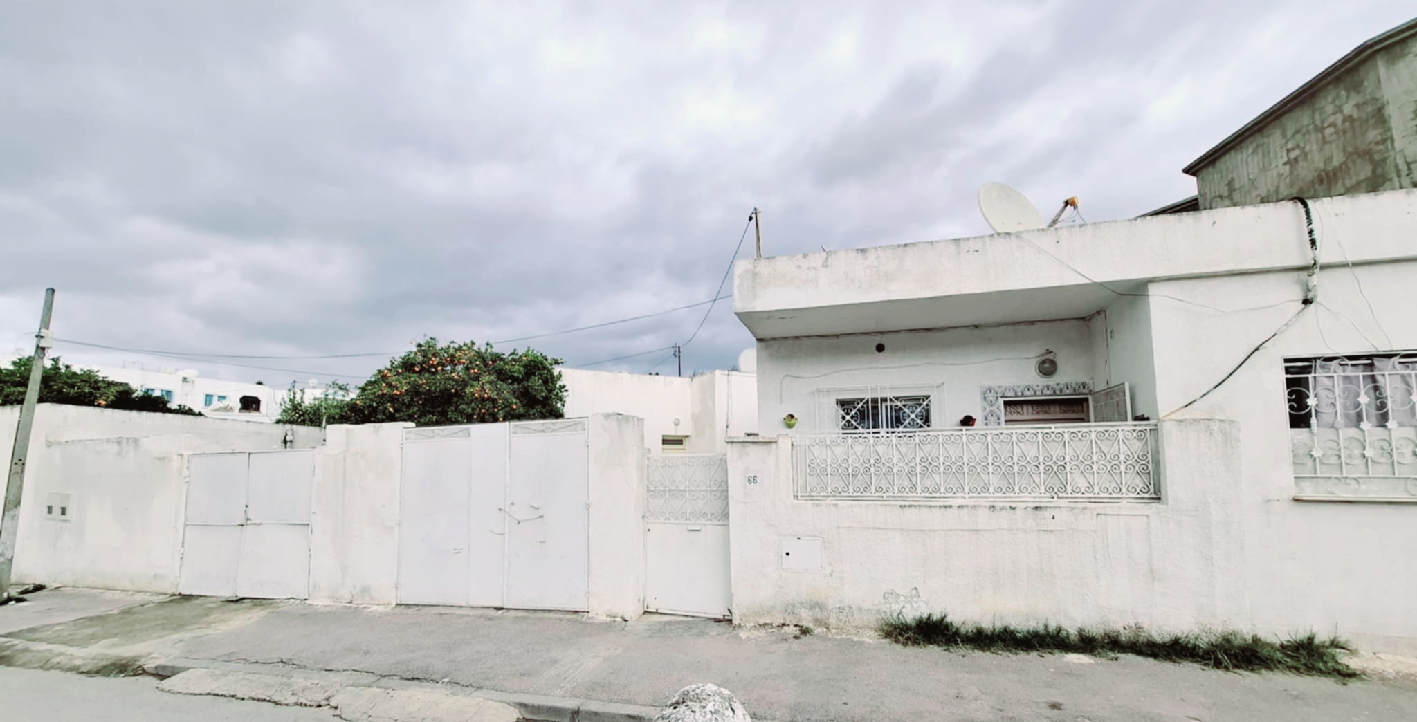 2 villas et un studio à el ouardia 1