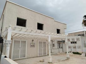 Joli villa à jaafer 2 ariana