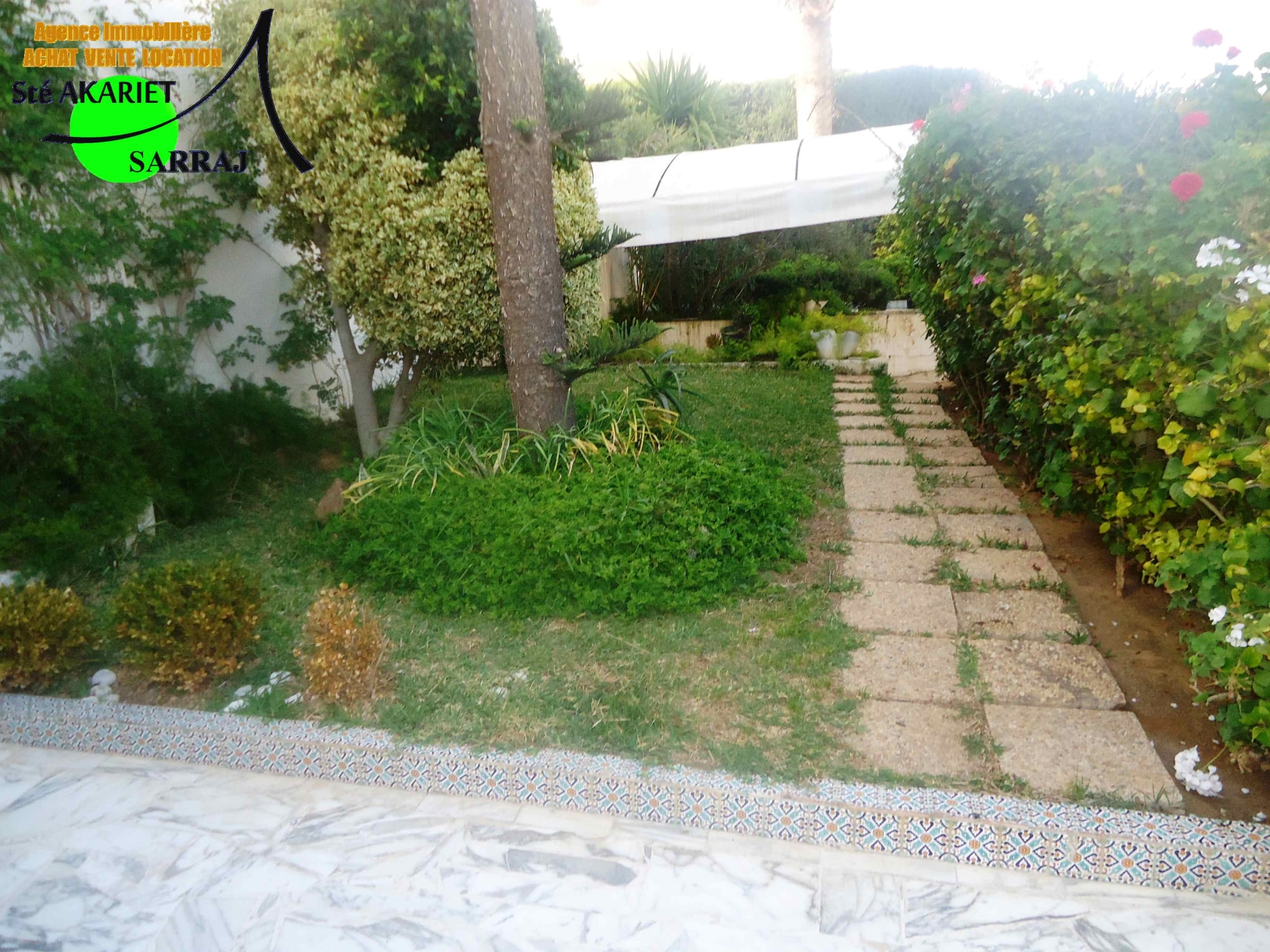 Villa de prestige 1000m à narjess el kantaoui