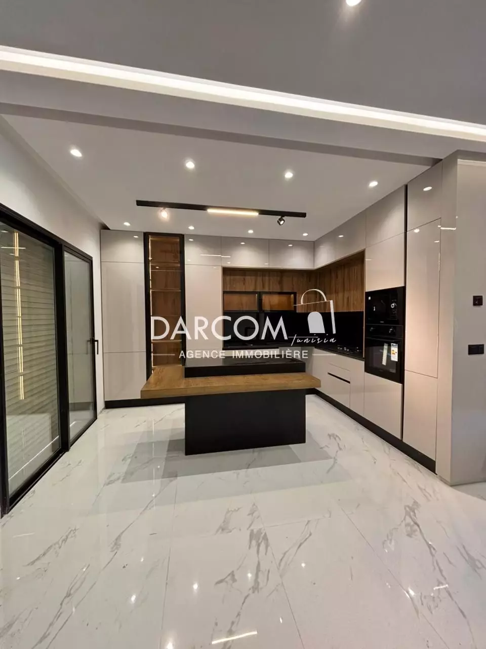 Immeuble r2 la soukra