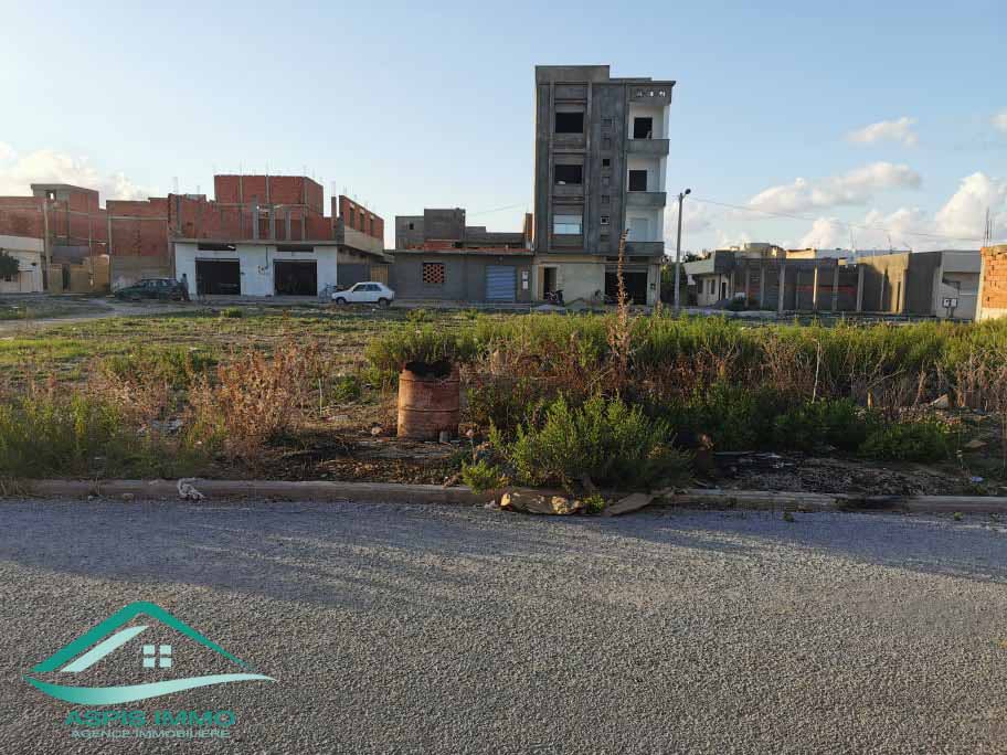 Vt656 terrain 200 m2 à cité tahert kelibia