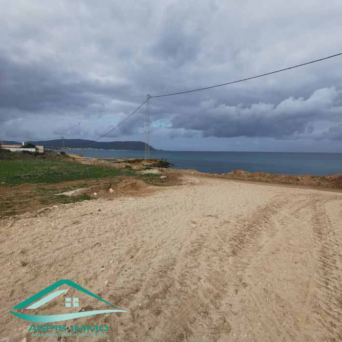 Vt783 des terrains à plage dar allouche