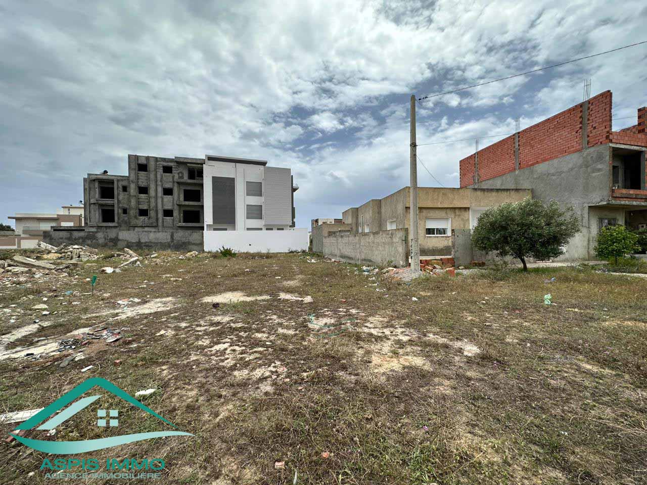 Vt817 terrain 322 m2 à cité mirdès kelibia