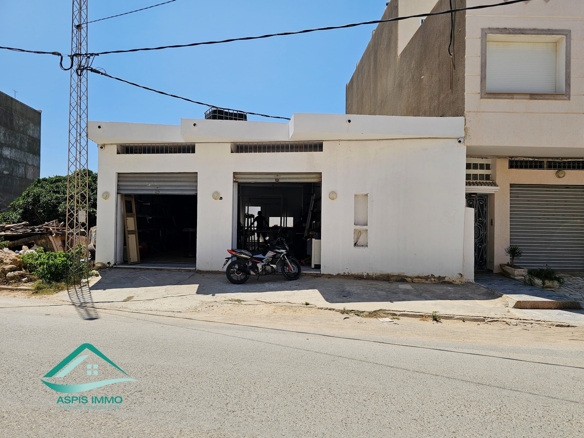 Vt997 garage 200 m2 à kelibia