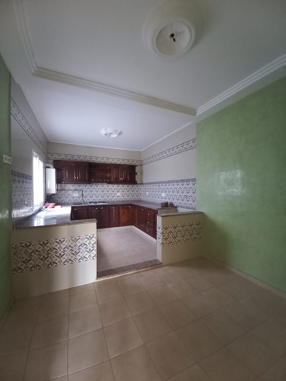 Maison moderne spacieuse et agréable