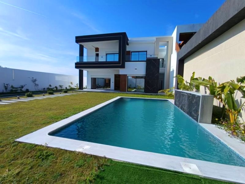 V526 villa blue berry la bella villa