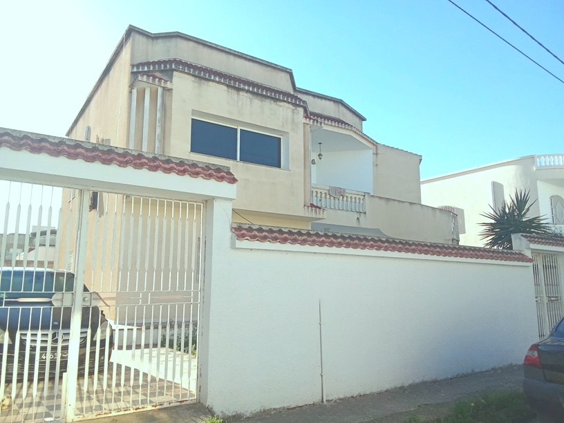 Villa à la marsa cité el marah