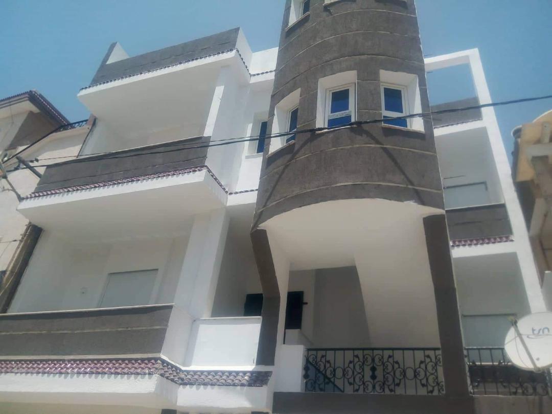 Maison 3 etages a el mourouj 4