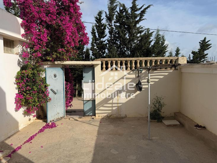 Maison zone bessbassia hammamet sud