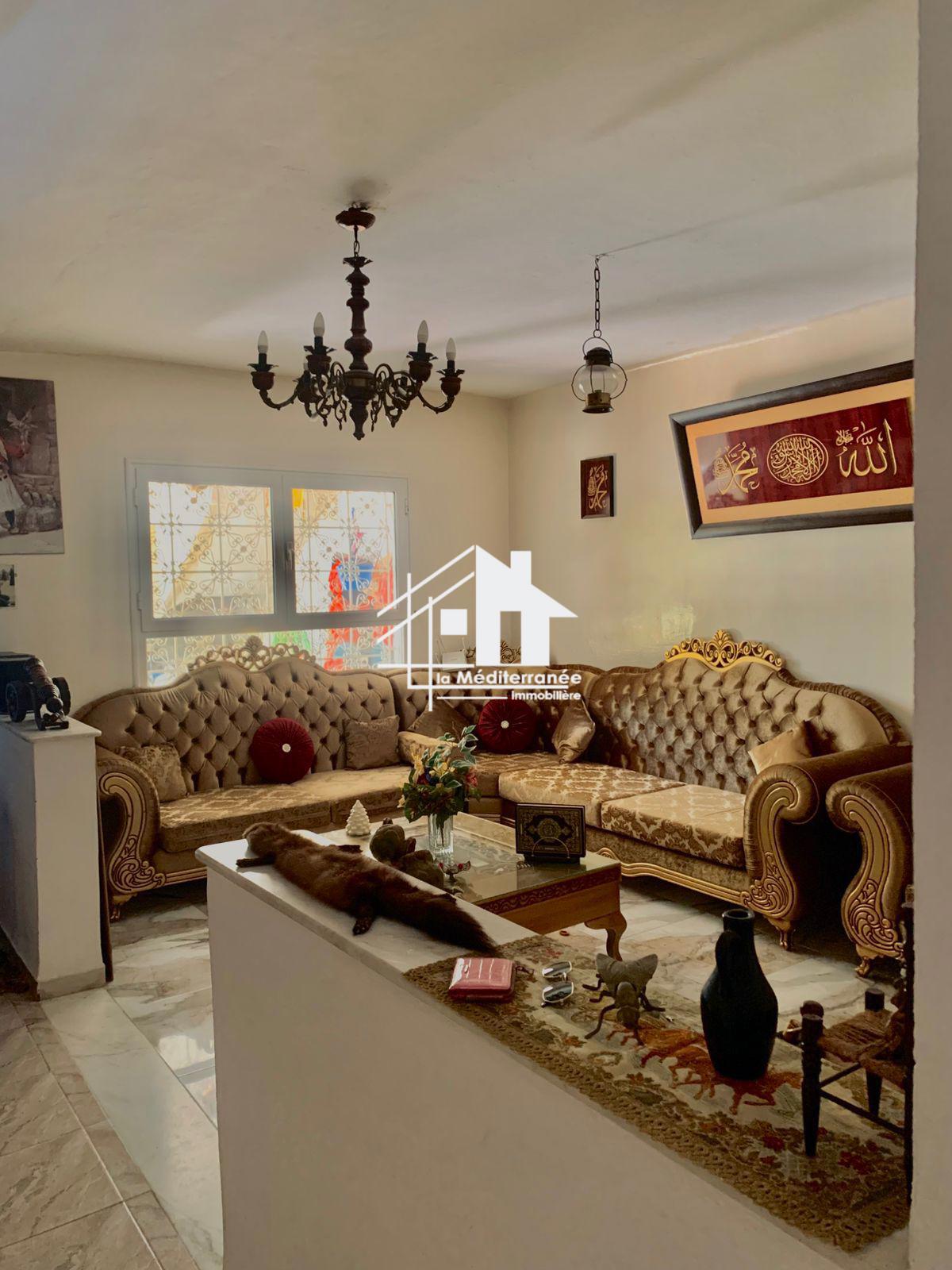 Duplex s4 à bayrem etounsi