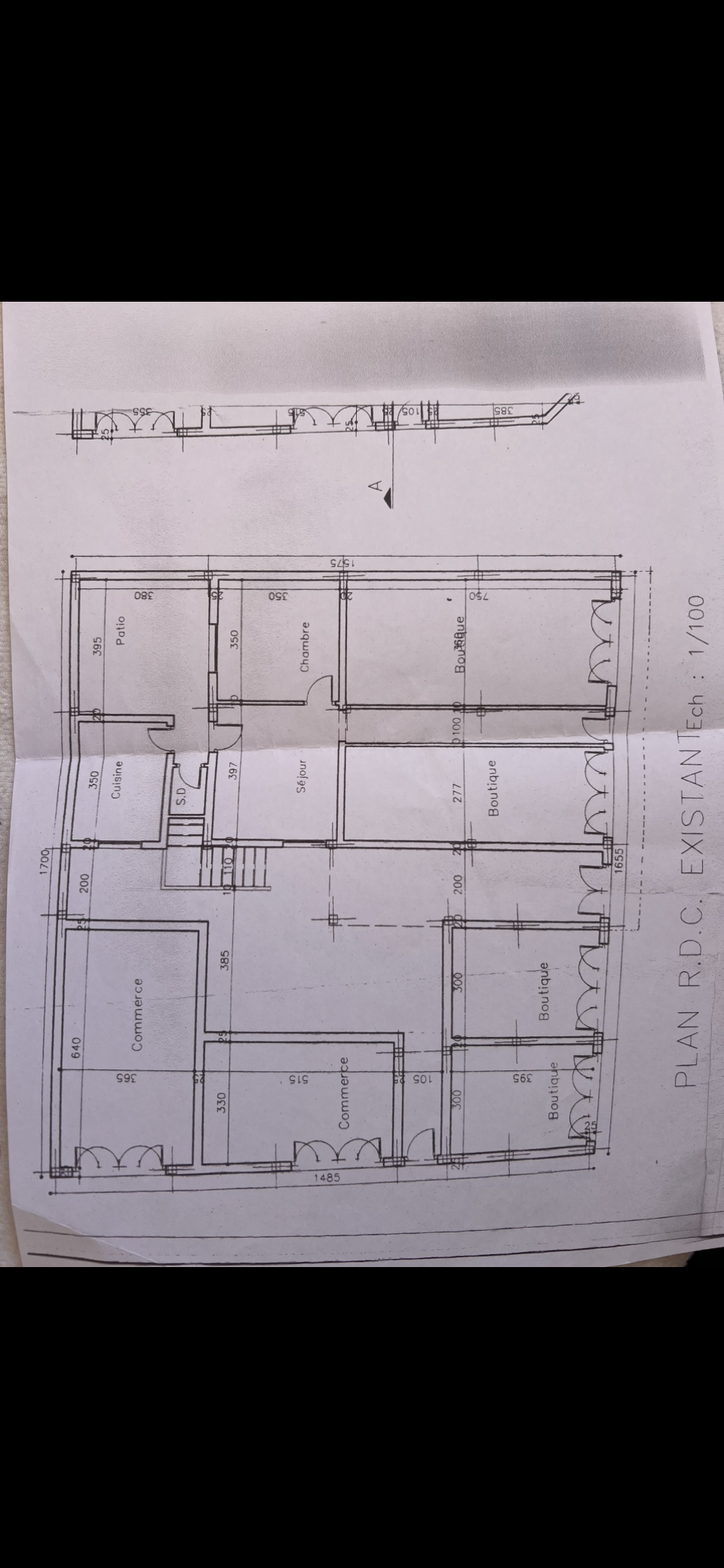 7 locaux commerciaux 1 appartement