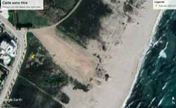 Maamoura plage vdterrain 1000 m2 pieds dans l'eau