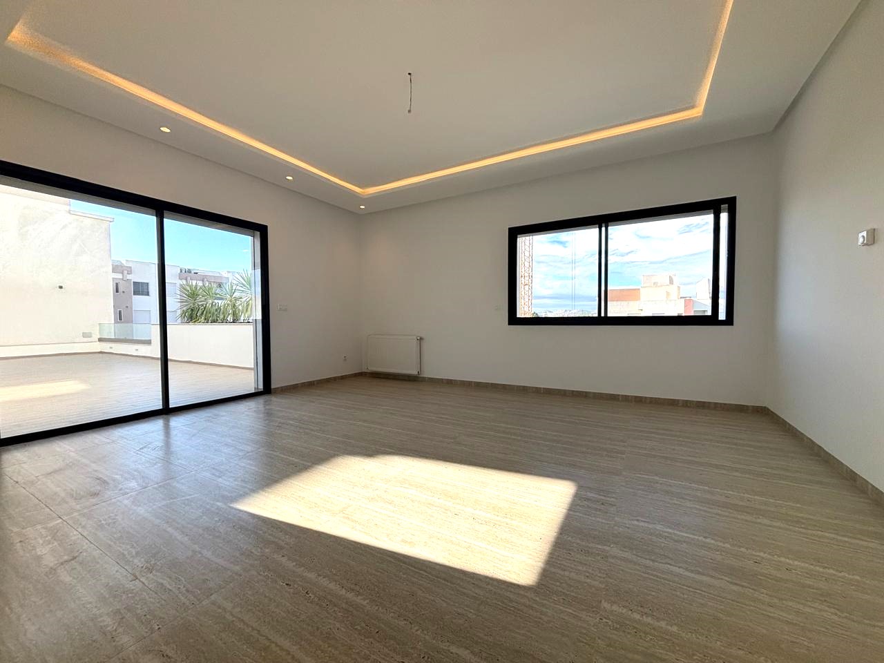 Appartement s3 neuf à chotrana 1