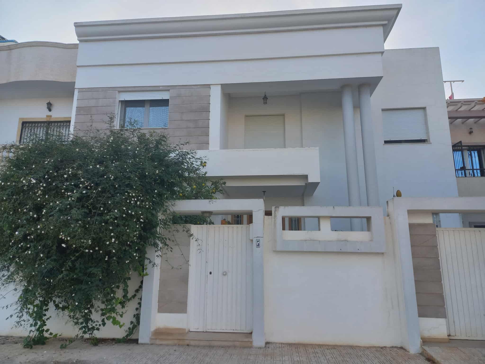 Belle villa à rades