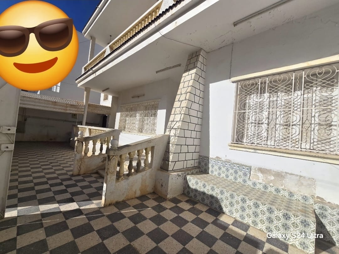 Rez de chaussée s4 à sousse khezema est