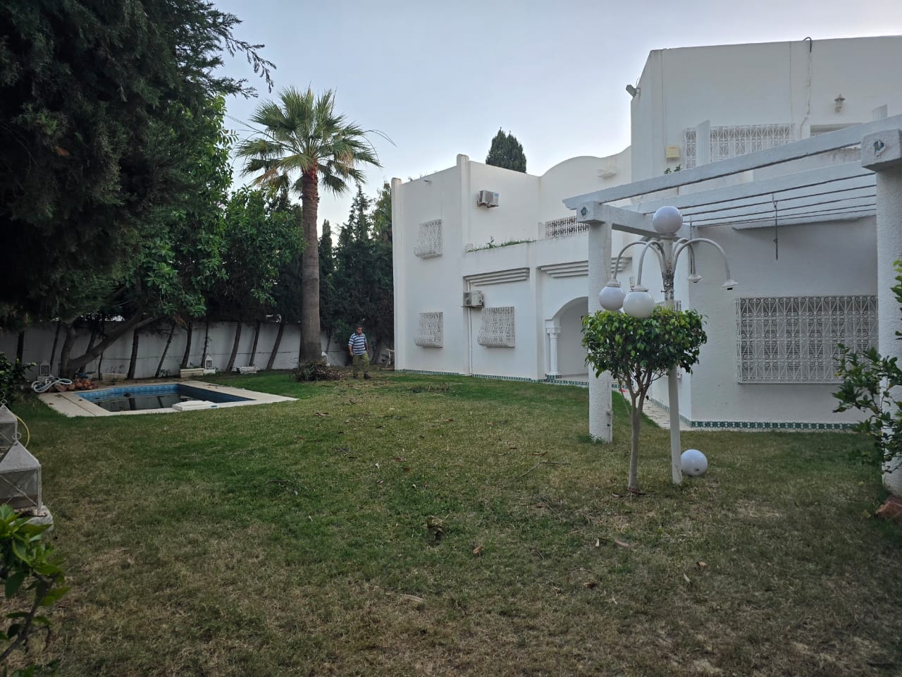 Une belle villa avec piscine à kantaoui