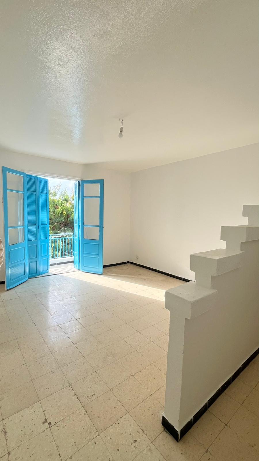 Appartement à sprols ksar said 2