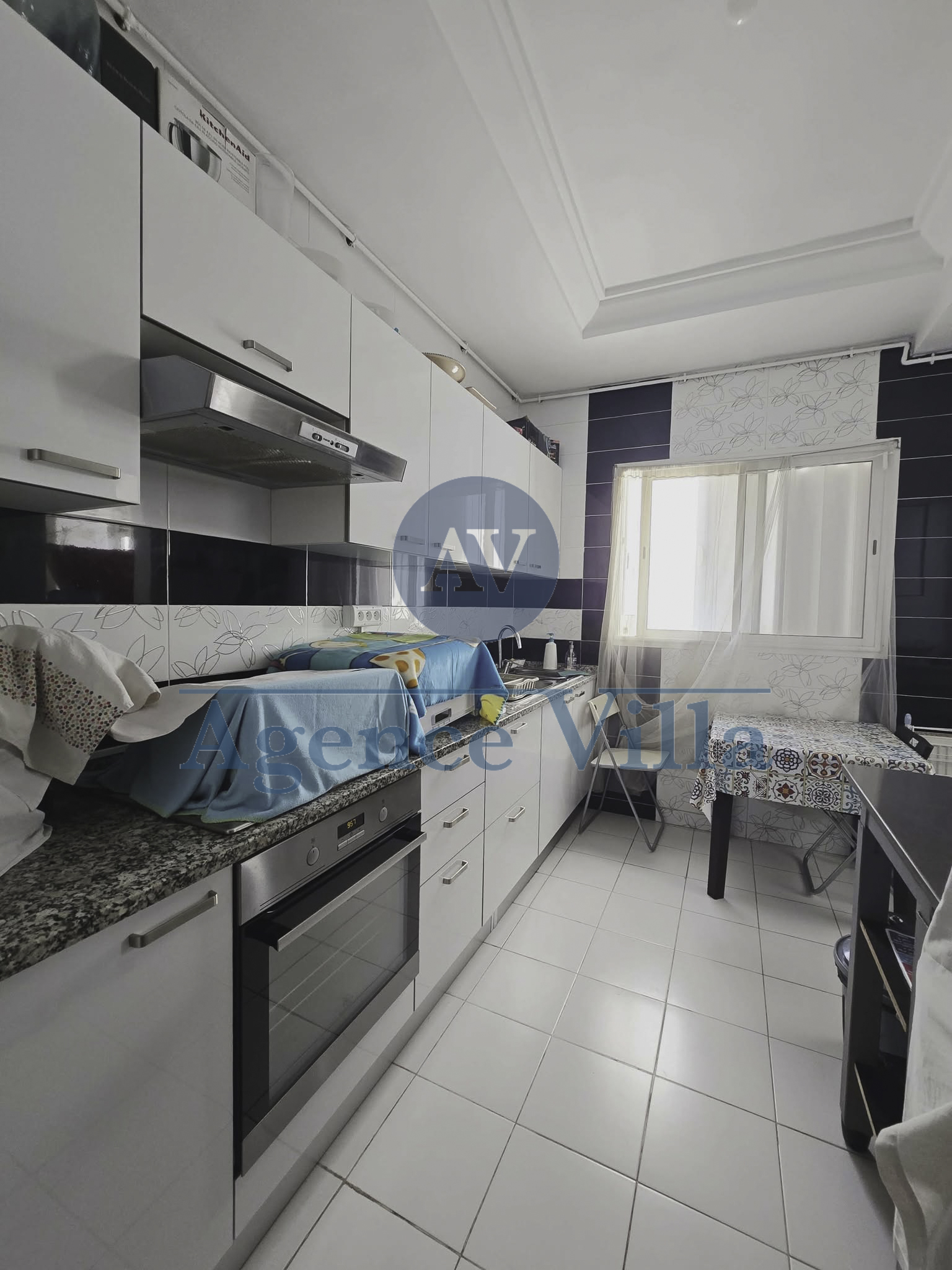 Un appartement s2 à cité les palmeraies
