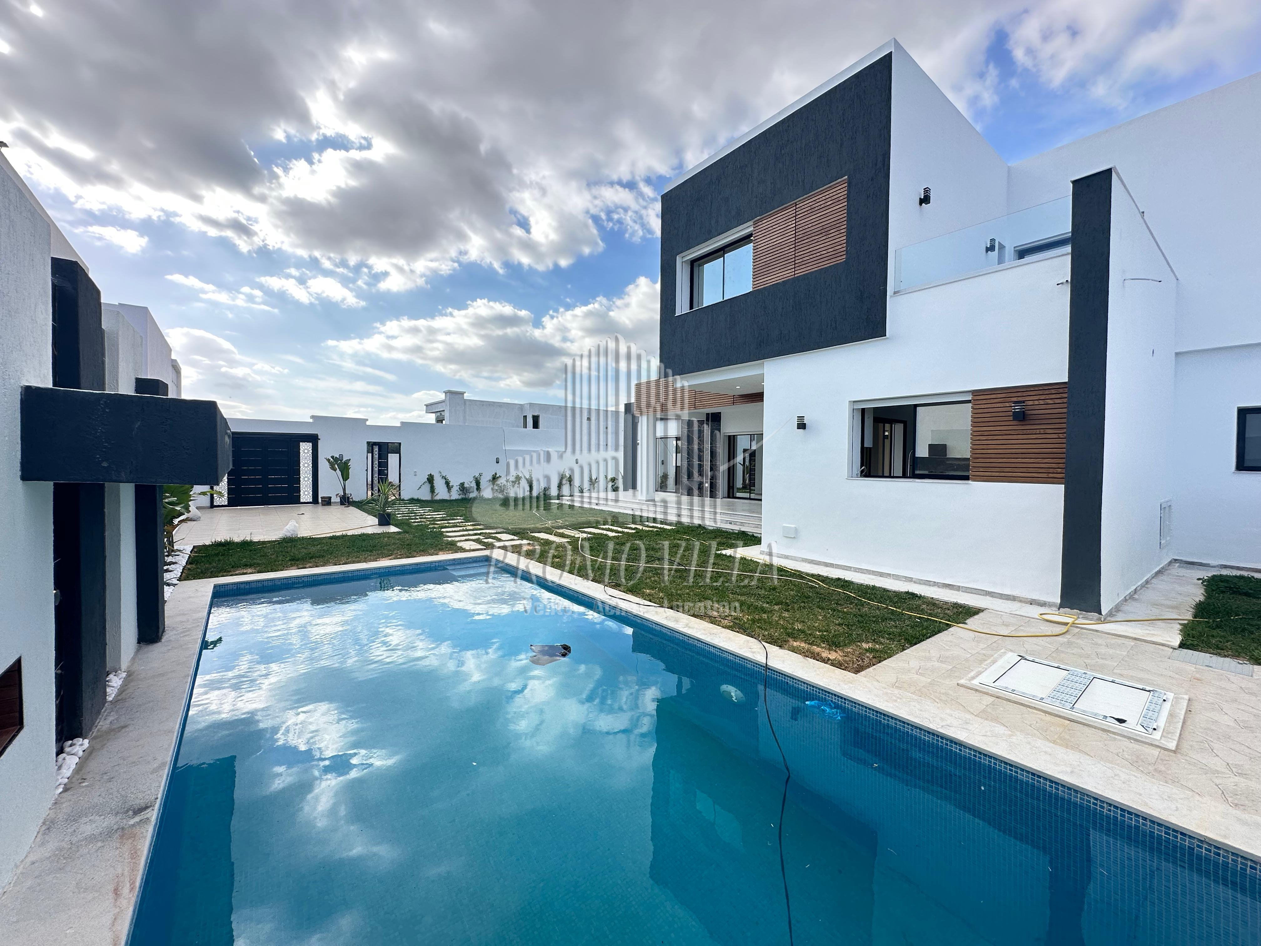 Villa de haut standing à 500m de marina