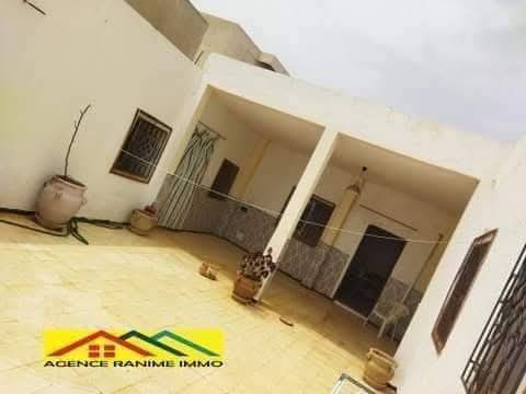 Maison dans 362m2 el haouaria cap bon