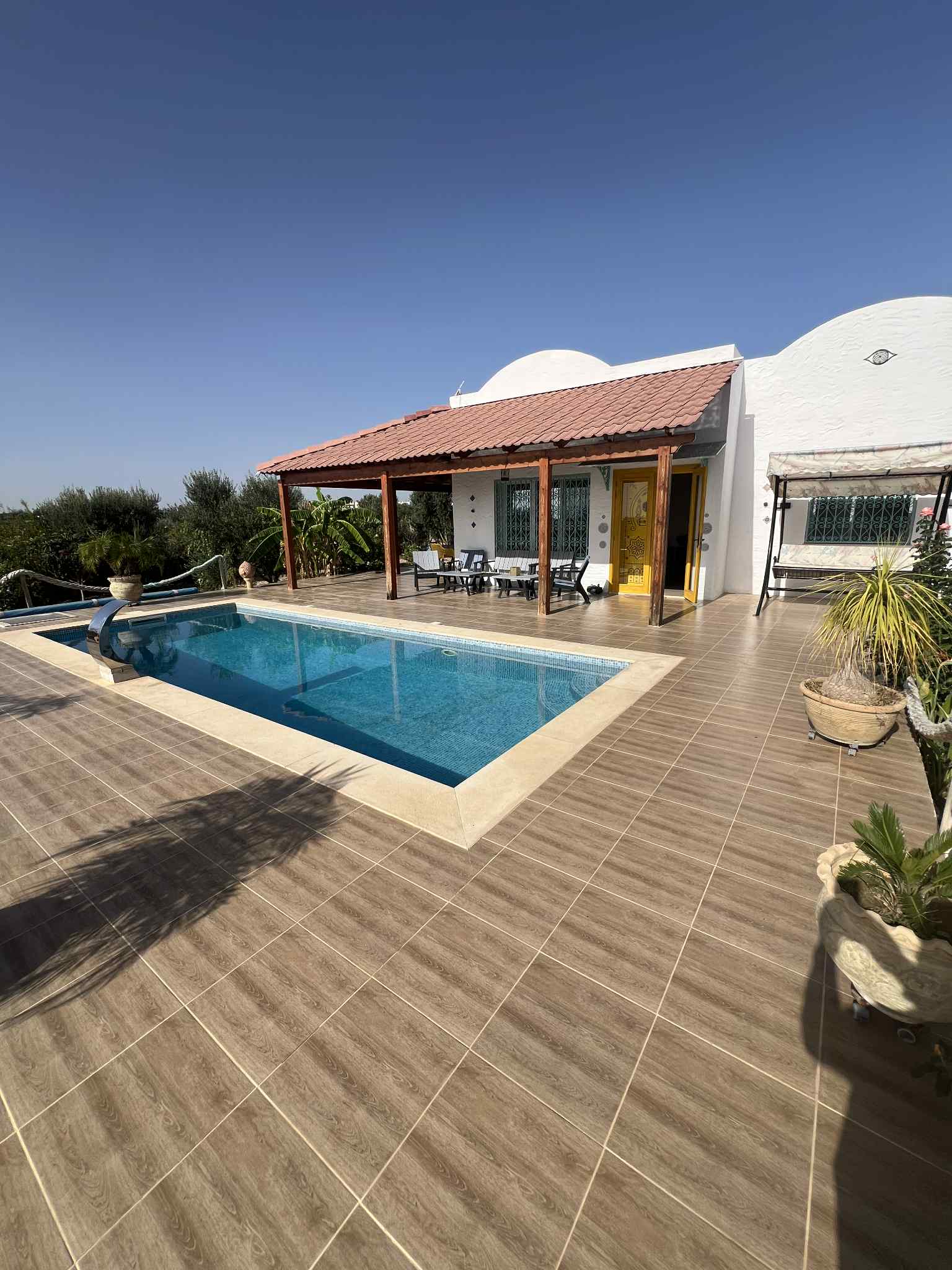 Une villa avec piscine ref vvm092