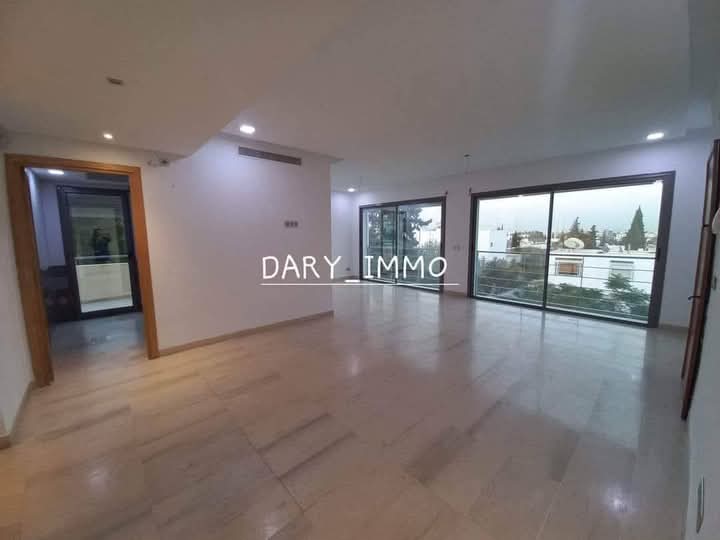Appartement s2 comme neuf à el menzah 5
