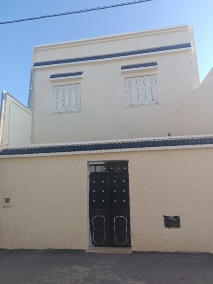 Maison de 100 m rdc et 1er